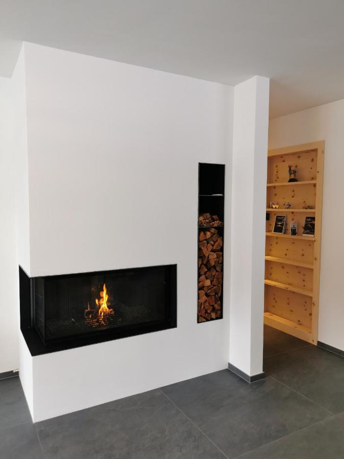 Ferienwohnung Pontresina - Chesa Andrea - Gartensitzplatz Exteriör bild